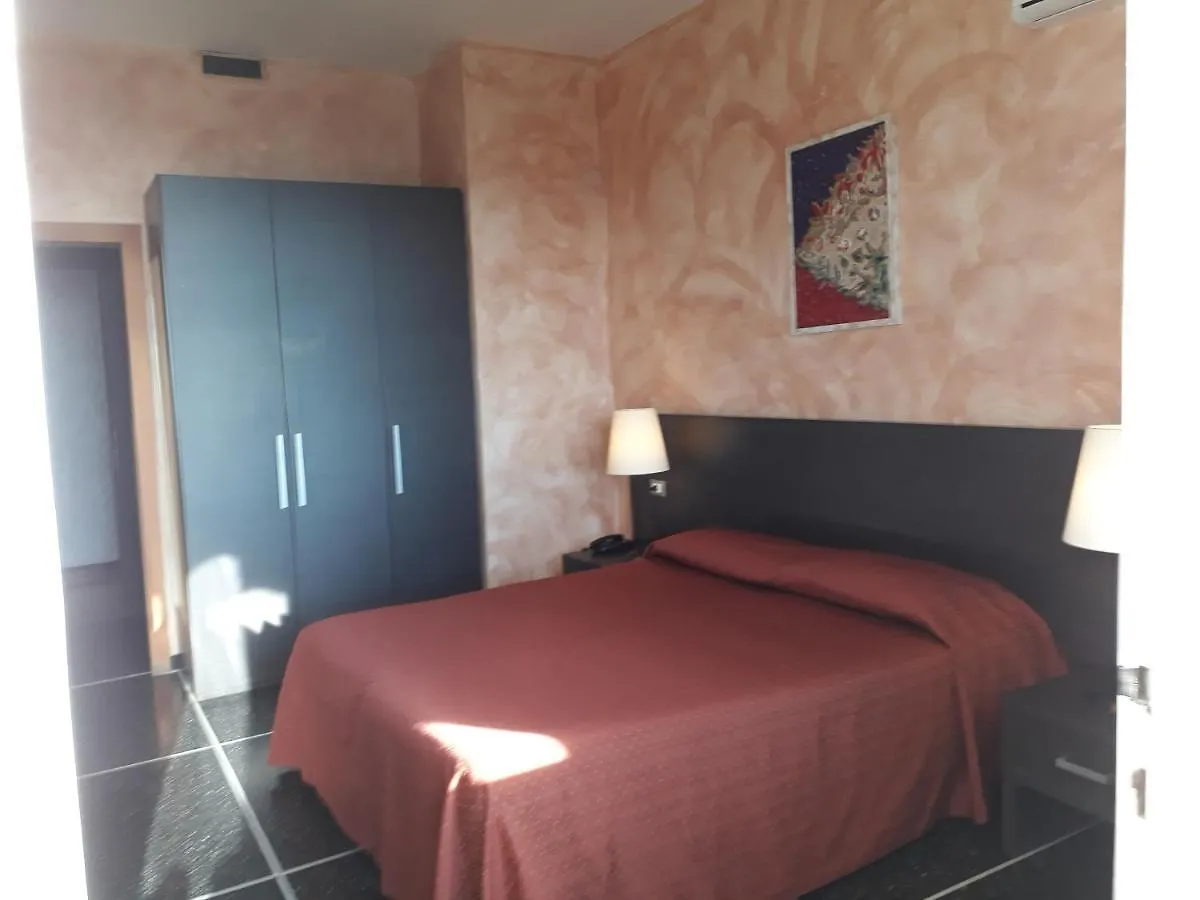 Hotel Palace ヴァラッツェ イタリア